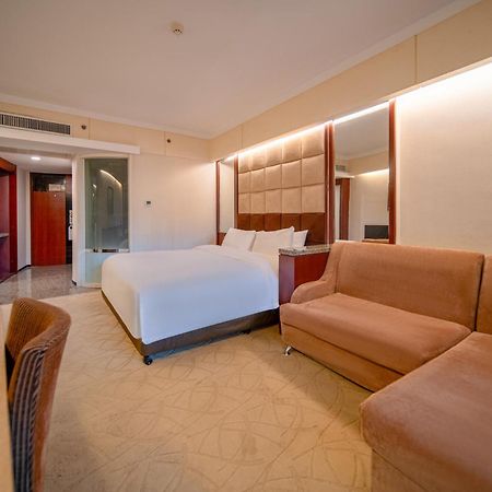 Nanjing Central Hotel Exterior photo